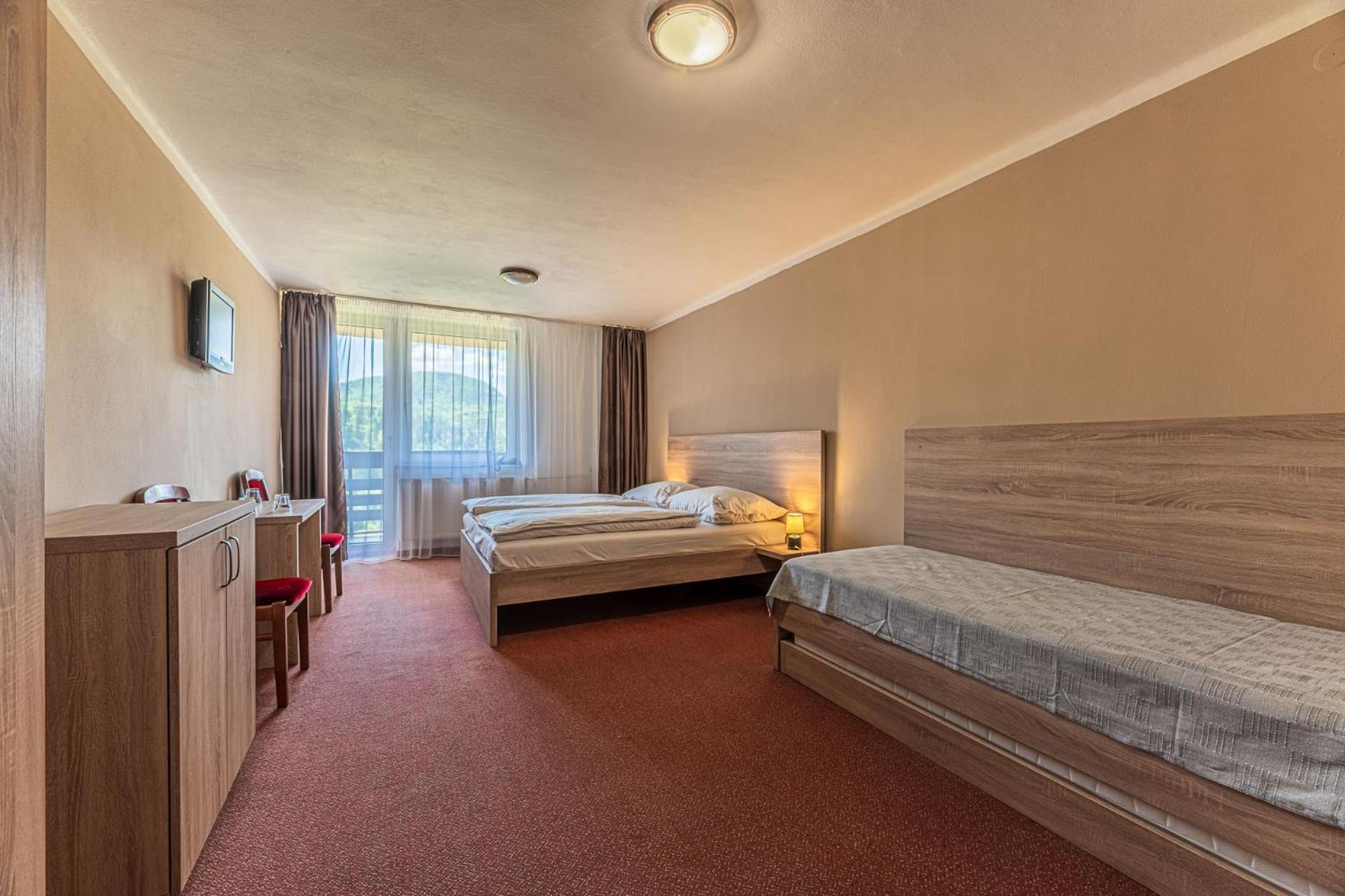 Grand Hotel Rooms Spisske Tomasovce Ngoại thất bức ảnh